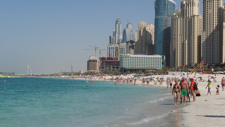 Discover the Magic of Jumeirah Beach Dubai