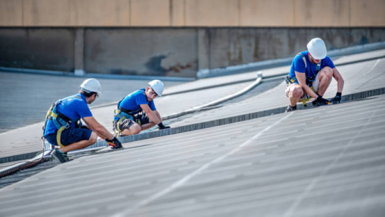 Roofing Services: Guaranteeing a Solid and Strong Roof