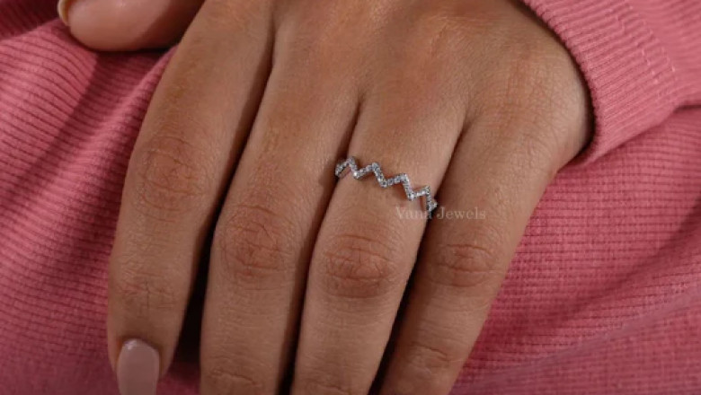 Diamond Rings for Women: Timeless Beauty for Engagements, Anniversaries, and Gifts