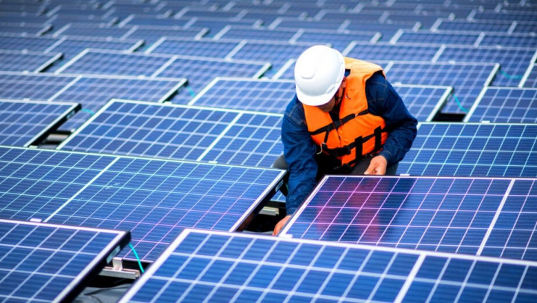 Essential Tips for Solar Panel Maintenance and Longevity