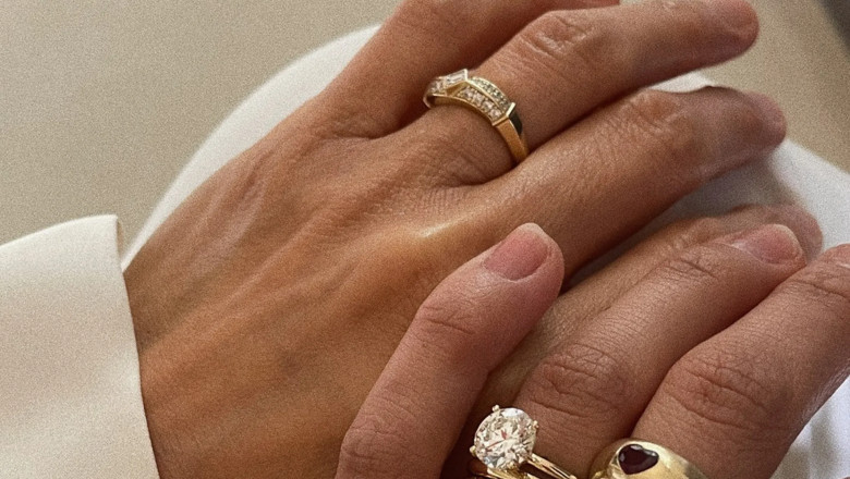Elegant Diamond Engagement Rings & Stunning Moissanite Engagement Rings