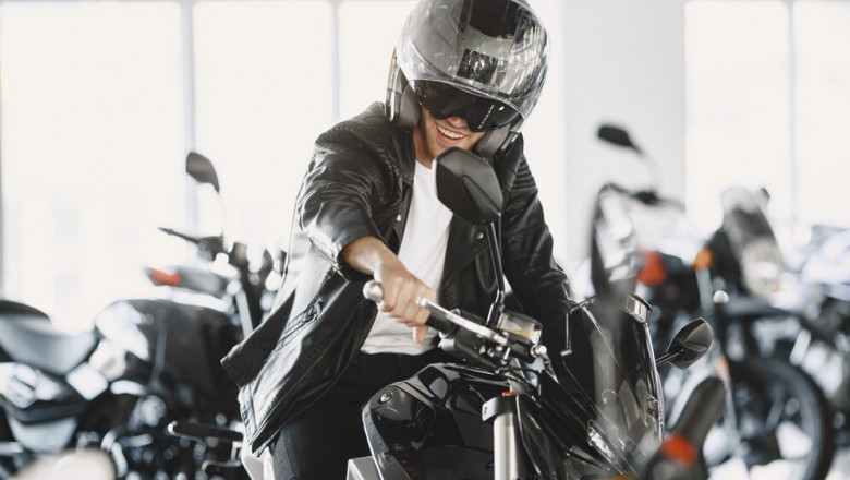 The Ultimate Guide to Two-Wheeler Loan EMI Calculator