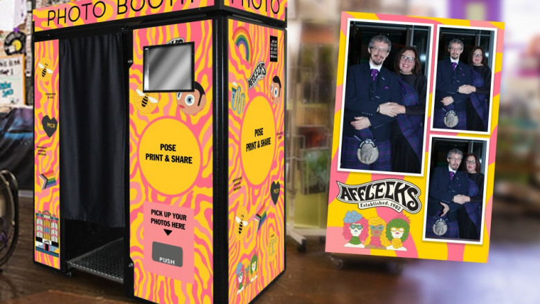 Selfie Booth Fun at Your Event!