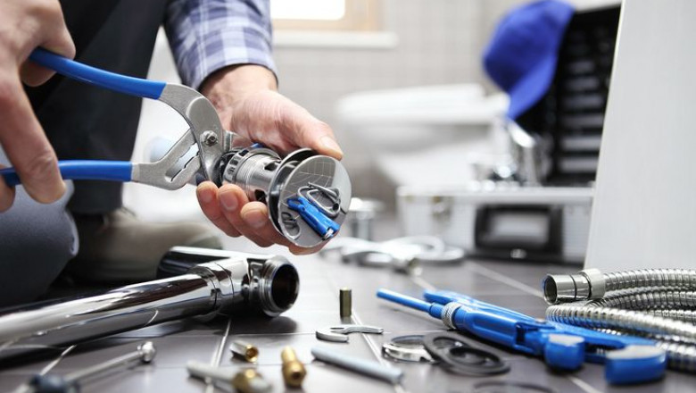 How Plumbing Services Solve Hidden Pipe Leaks