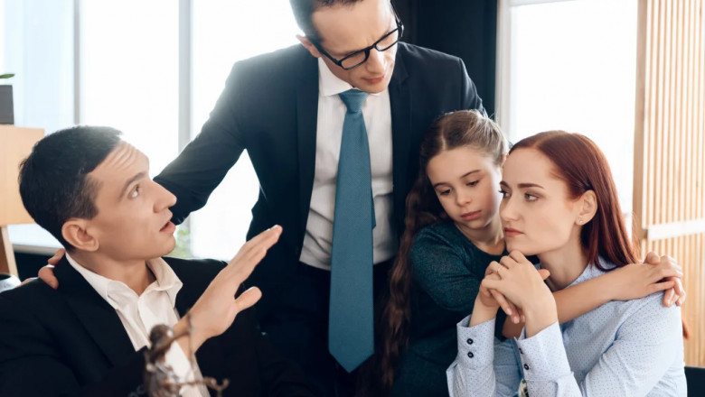Top Custody Lawyers Near You – Expert Legal Help for Child Custody