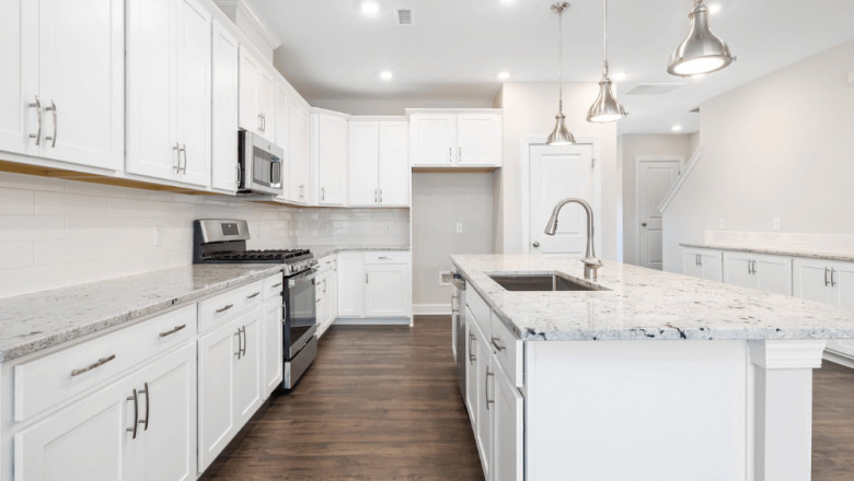 Transform Your Kitchen with Custom Kitchen Cabinets in Santa Ana, CA