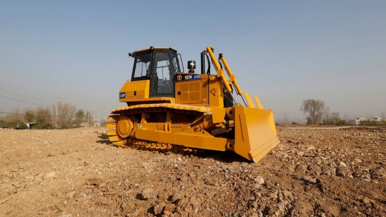The Power and Precision of Bulldozers in Kuwait: A Key to Construction and Development