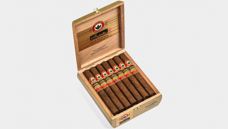 Your Trusted American Tobacconist for Top-Quality Tobacco