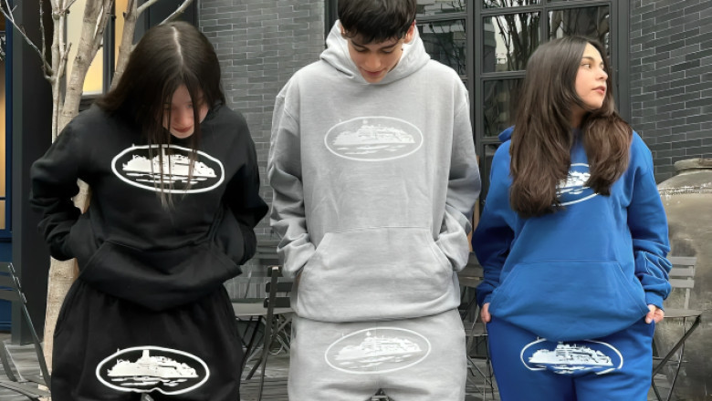 From Streetwear to Chic: How Hoodies & T-Shirts Are Redefining Fashion