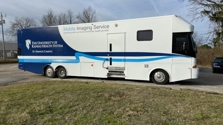 Mobile Conversions International Launches Health Screening Coach with Hydraulic Lifts