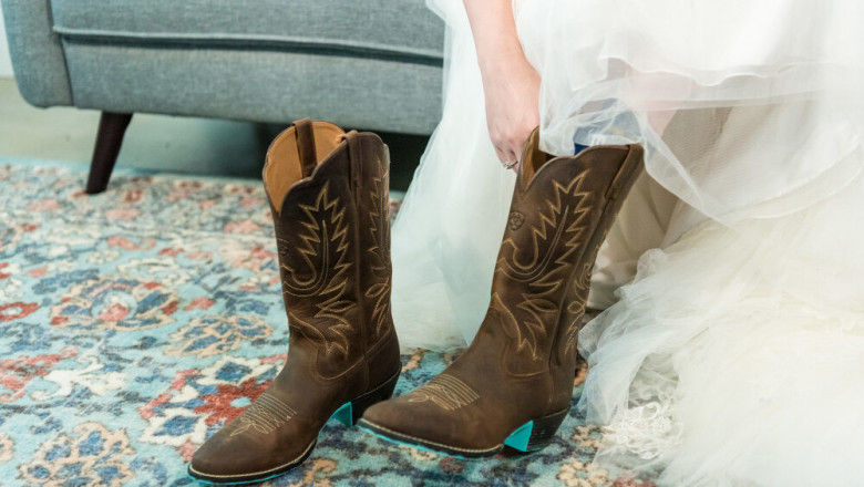 Western Boots Are the It-Girl Trend You Need Right Now