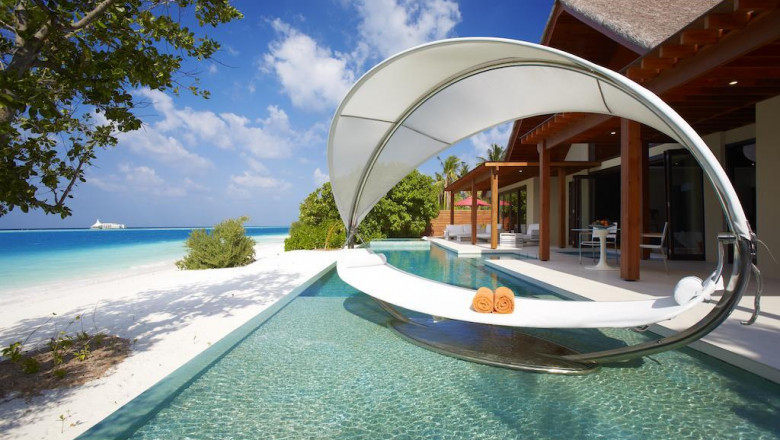 Island Hopping in the Maldives: A Traveler’s Adventure