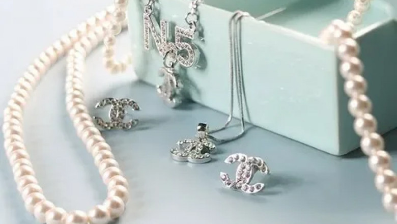 The Symbolism Behind Lotus Rings: Why They’re Trending in Canada