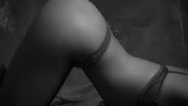 """Unwind, Rekindle, and Refresh with a Stunning Female Companion – Your Perfect Escape Awaits on Bedpage. com""