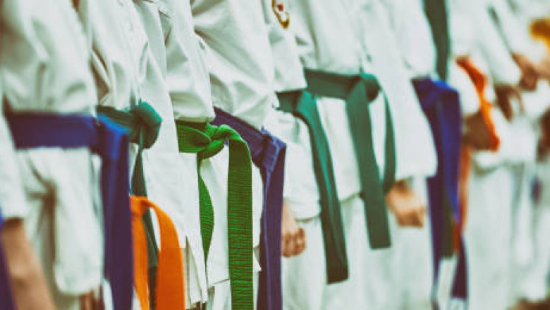 Top 7 Benefits of Martial Arts School You'll See in a Month