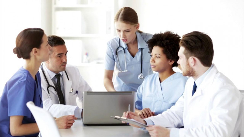 How Professional Medication Management Can Simplify Your Daily Routine