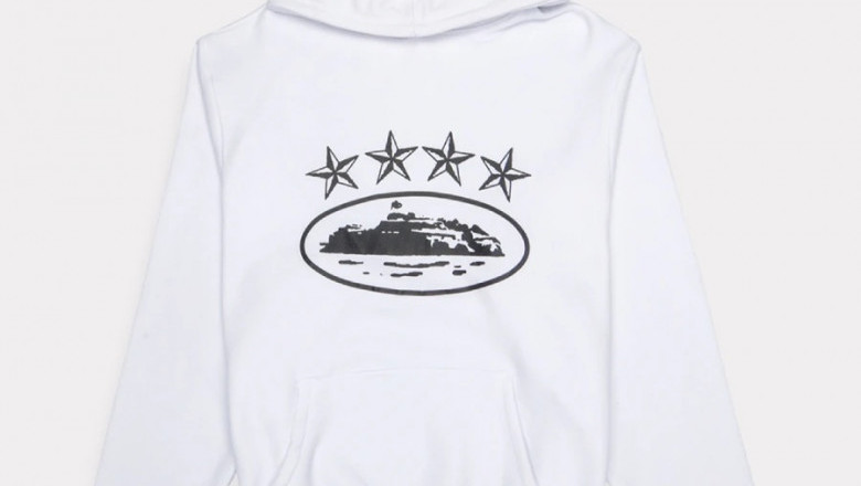 Own the Streets in Style: The Rise of Corteiz Hoodie and Tracksuit Culture