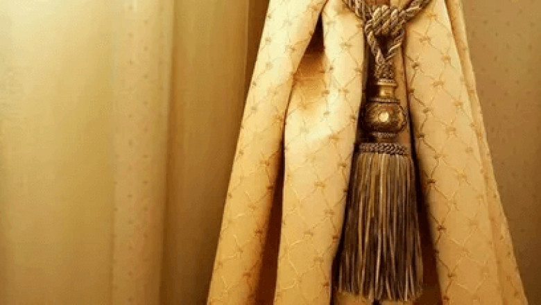 Curtain Stain Removal in Brooklyn: Expert Solutions for Spotless Drapes