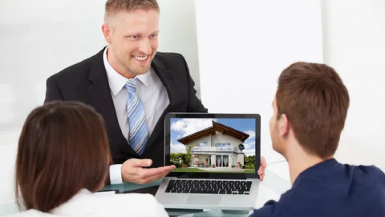 How Does A Real Estate Agent Make Home Buying Less Stressful?