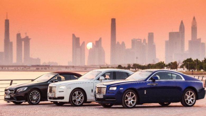 Top-Rated Cars to Rent for Business Trips in Dubai