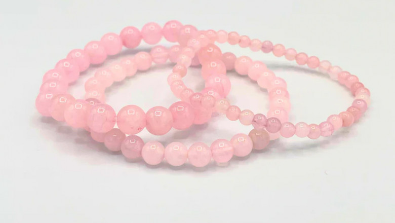 Rose Quartz Bracelet: A Symbol of Love and Healing