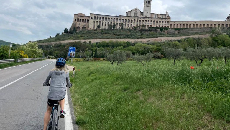 Pack a Picnic, Bring the Wine: Romantic Routes in Umbria's Green Heart