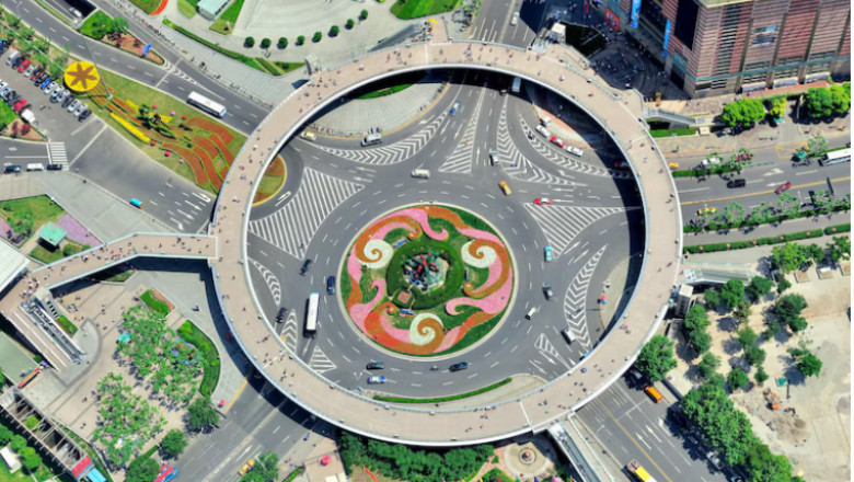 The Design of Cultural Interchange Hubs: Bridging Worlds Through Architecture
