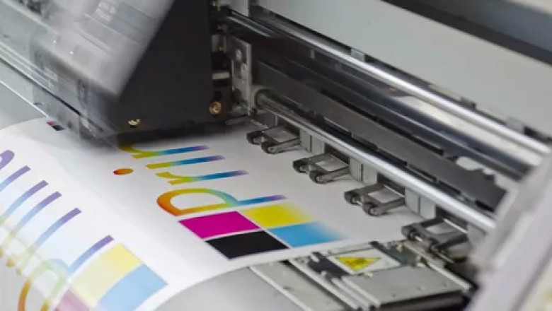 What Makes Printing Services Crucial for Hybrid Work Success?