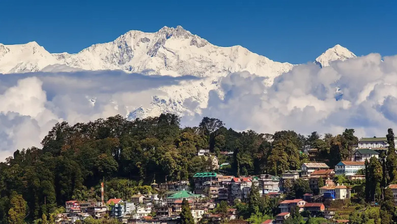 Darjeeling Tour Packages Under 10000: What's Included?