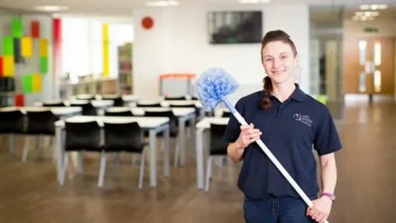 Professional maid cleaning services Dubai by Urban Mop for trustworthy and best Cleaning