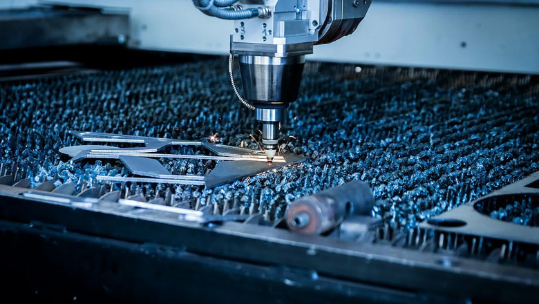 cnc laser cutting machine services by Dar Al Khaleej