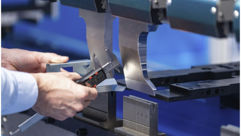 No1 expert Hydraulic punch and press Services in UAE