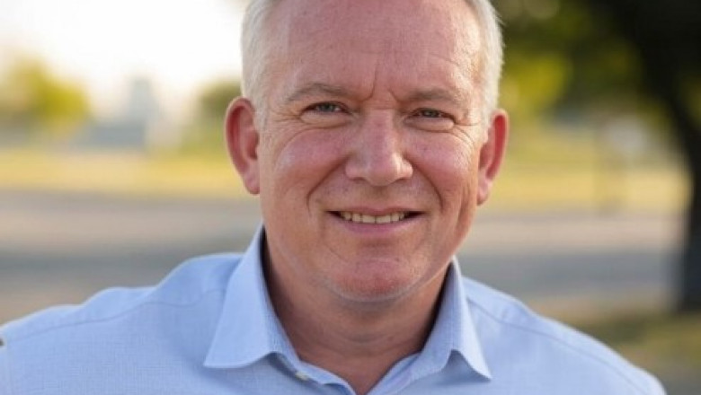 DAVID HOWARD Arest: The Scalable Growth System for Modern Entrepreneurs