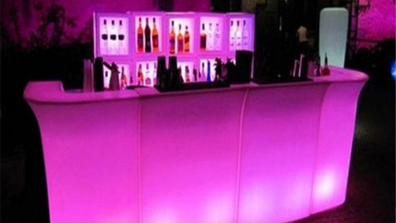 Elevate Every Celebration with Stylish Portable Bar Rentals