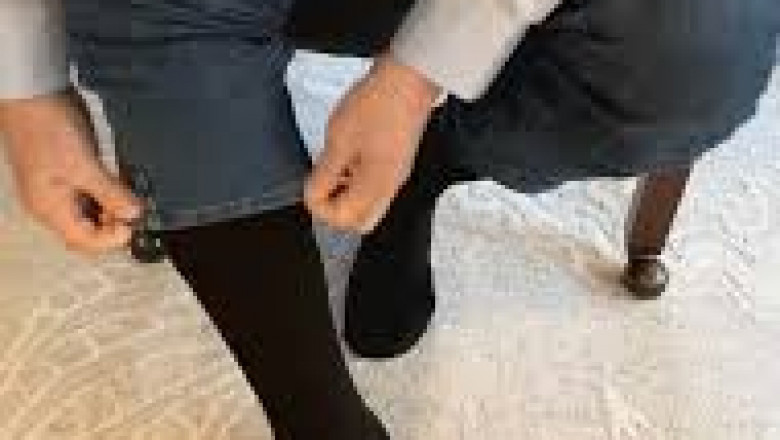 Extra roomy socks for swollen feet