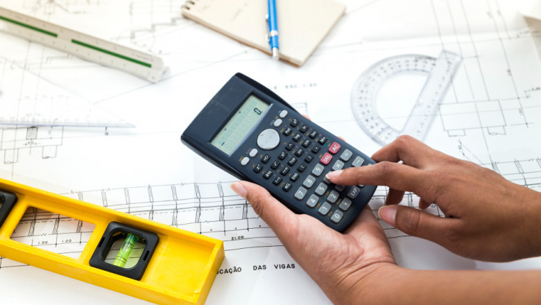 When to Renovate vs. Rebuild: What Builders Recommend