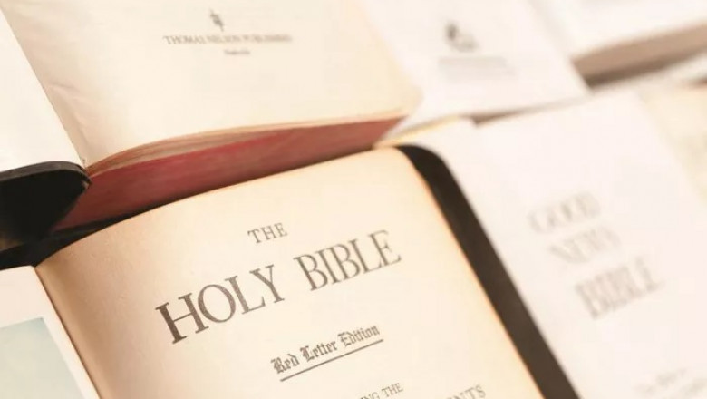 Who Is Hur in the Book of Exodus?